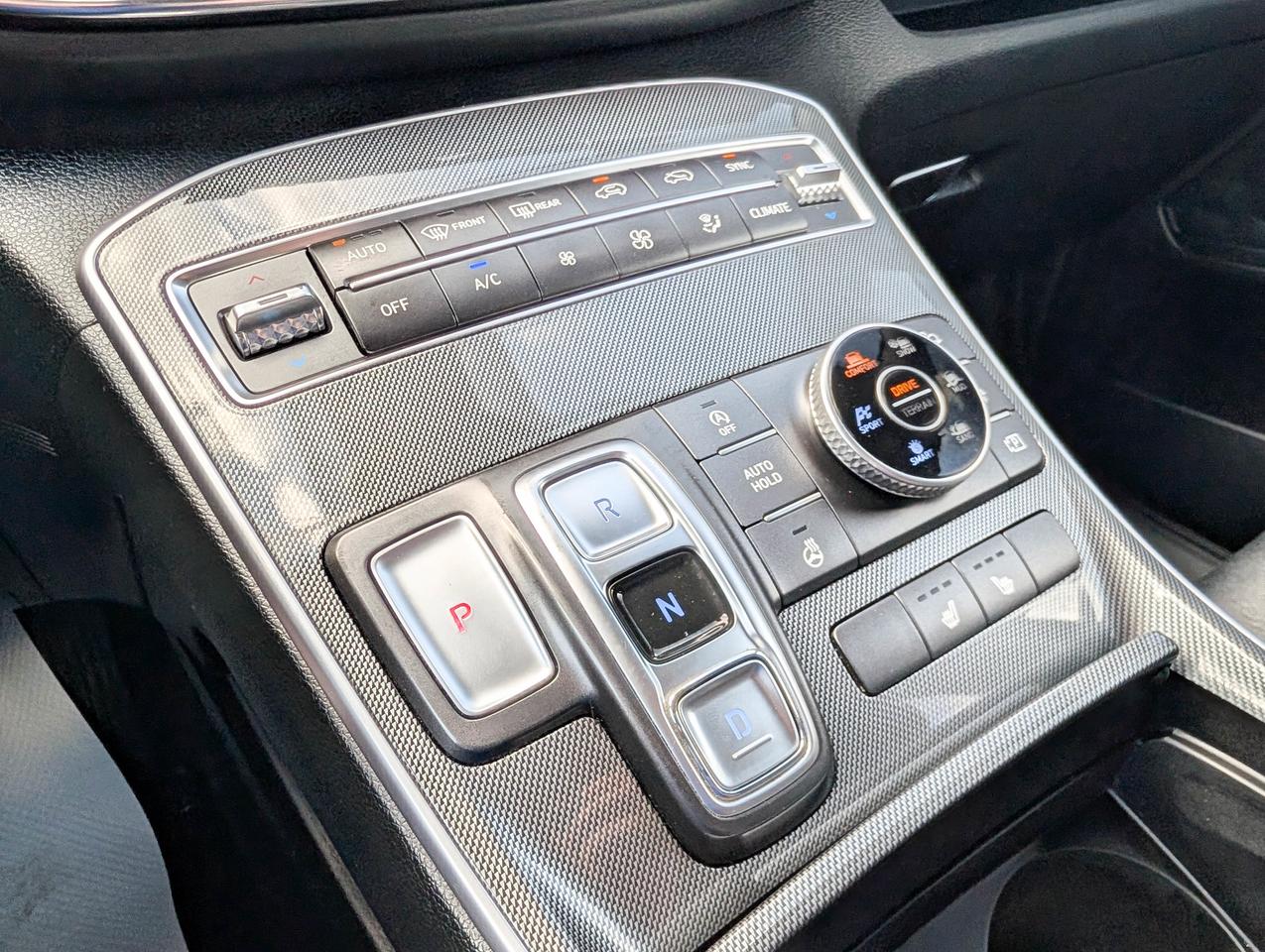2022 Hyundai Santa Fe Preferred Photo