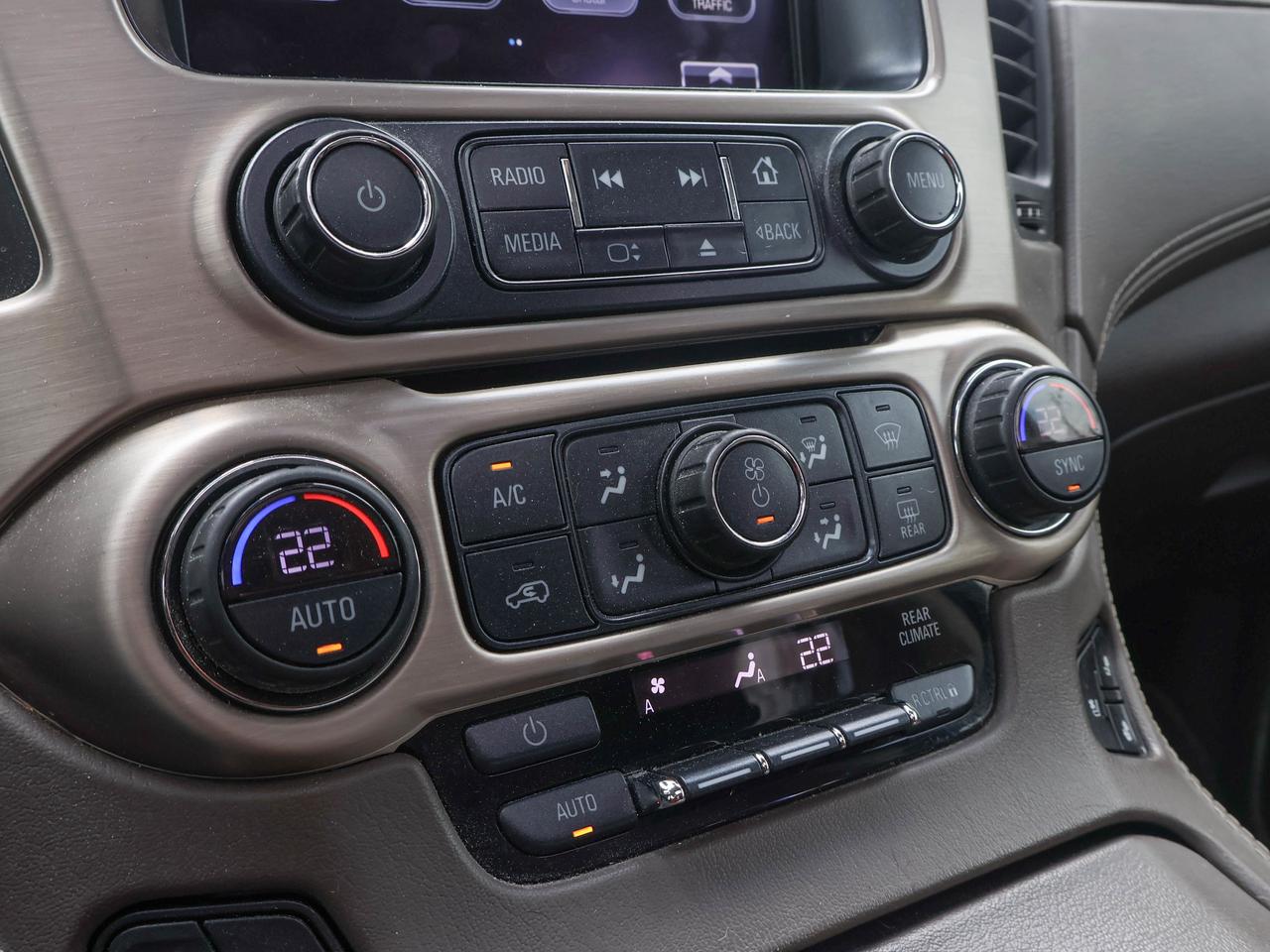 2017 GMC Yukon XL Denali Photo