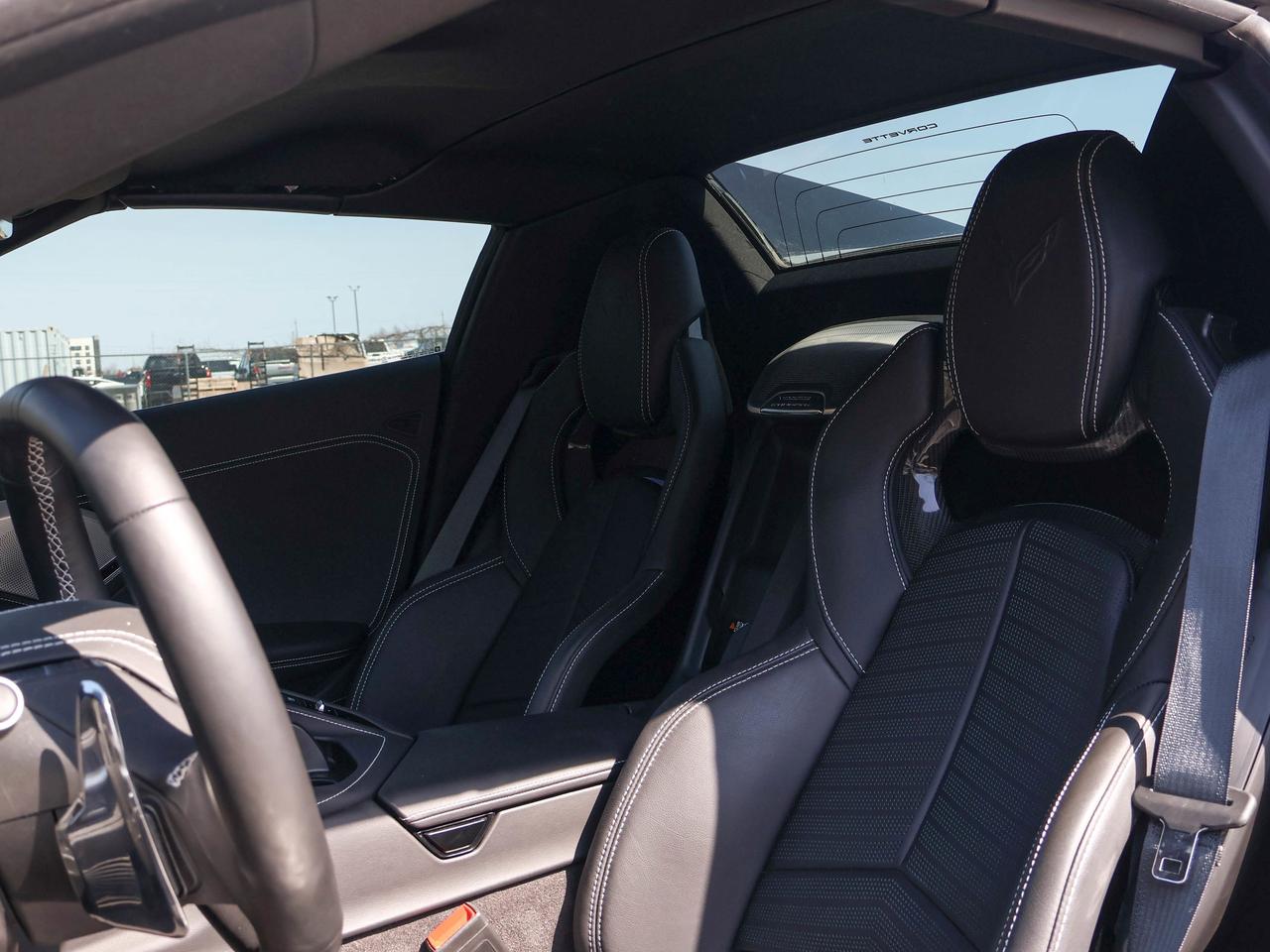 2025 Chevrolet Corvette 2LT Photo