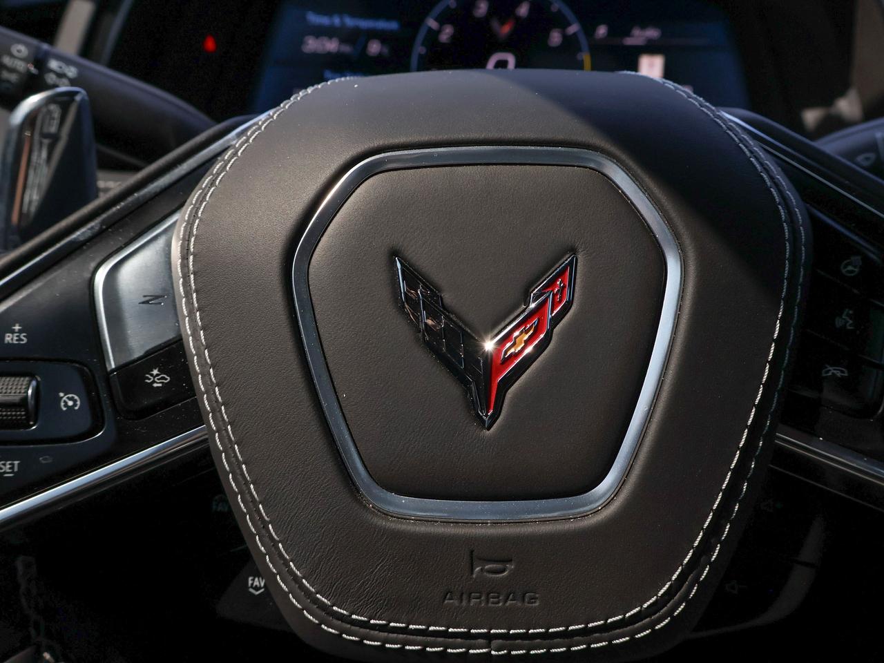 2025 Chevrolet Corvette 2LT Photo