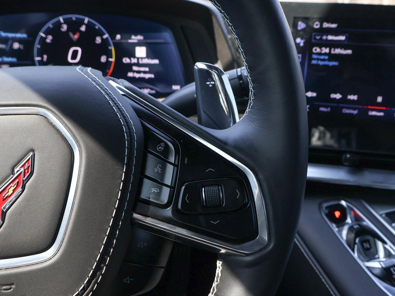 2025 Chevrolet Corvette 2LT Photo