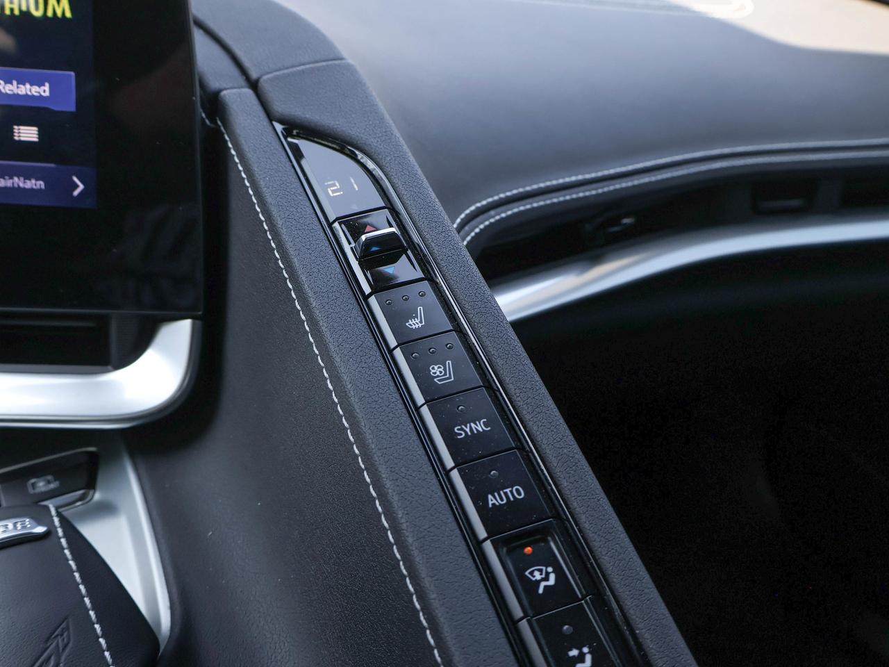 2025 Chevrolet Corvette 2LT Photo
