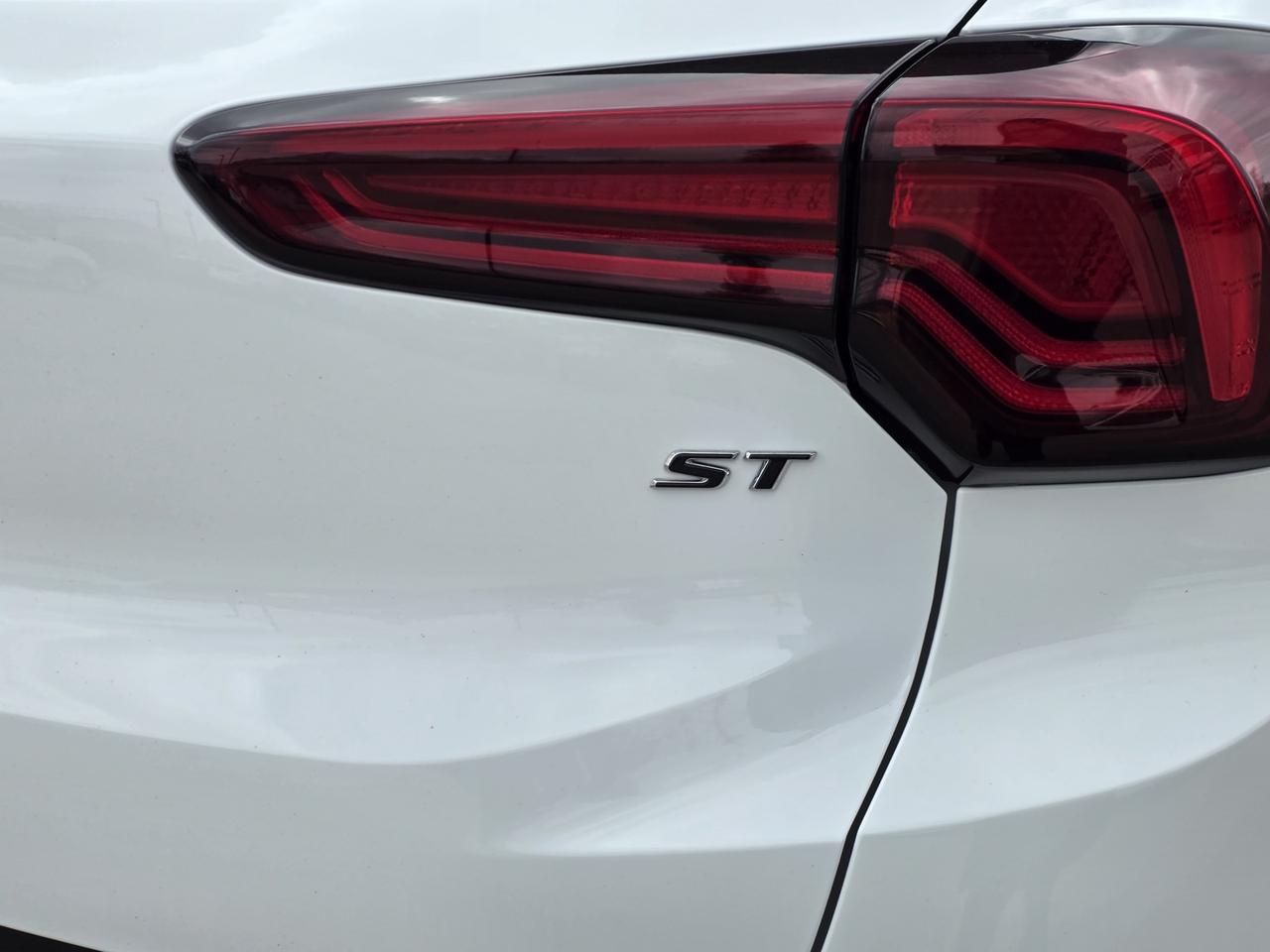 2024 Buick Encore GX Sport Touring AWD Photo
