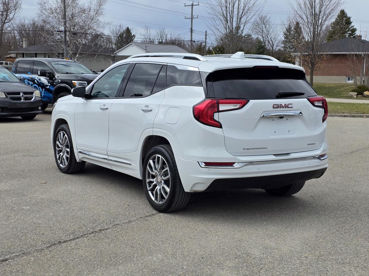 2024 GMC Terrain DENALI AWD Photo