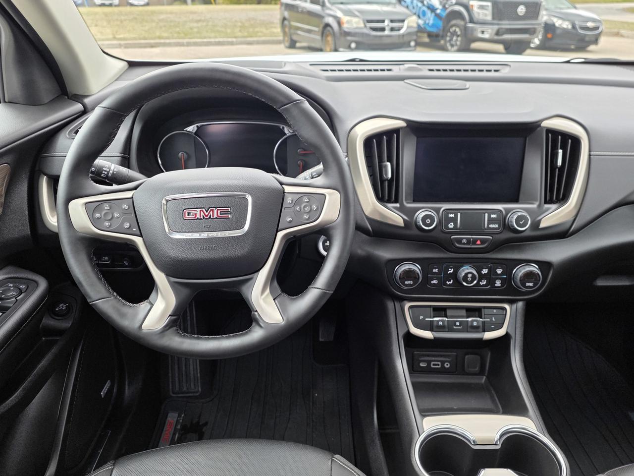 2024 GMC Terrain DENALI AWD Photo