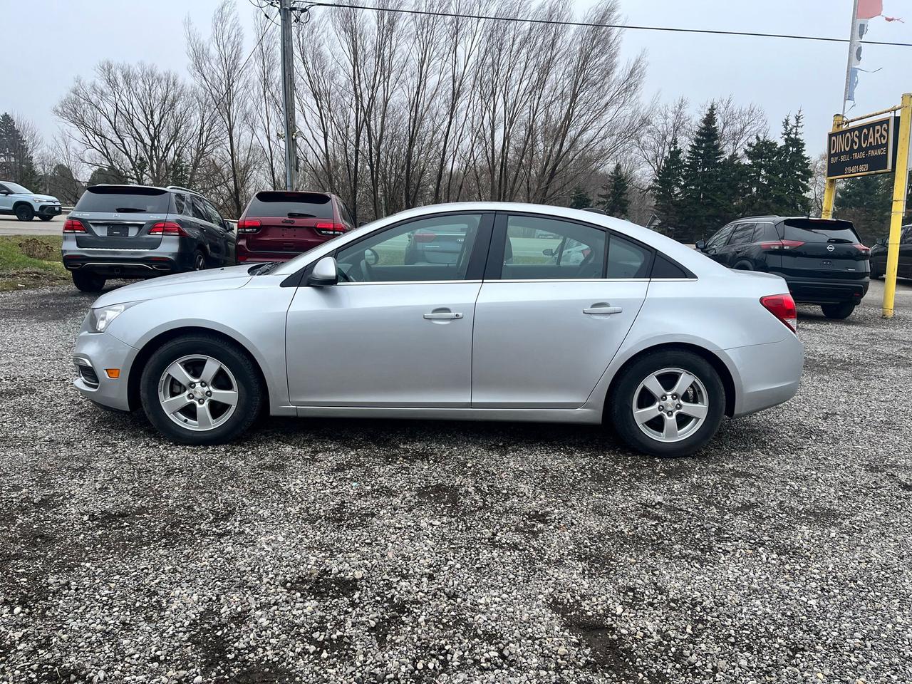 2016 Chevrolet Cruze LT Photo