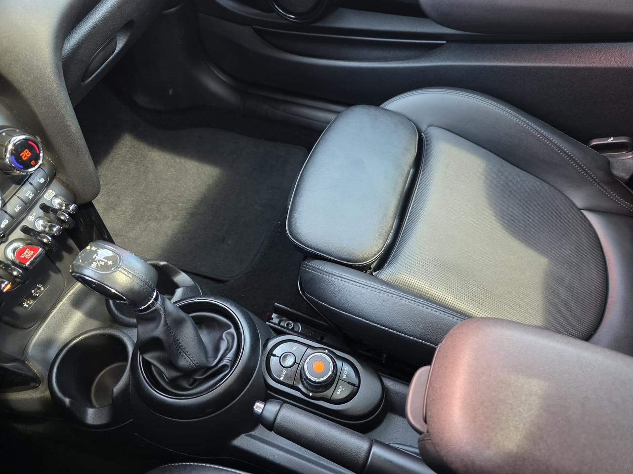 2018 MINI Cooper Cooper S Photo