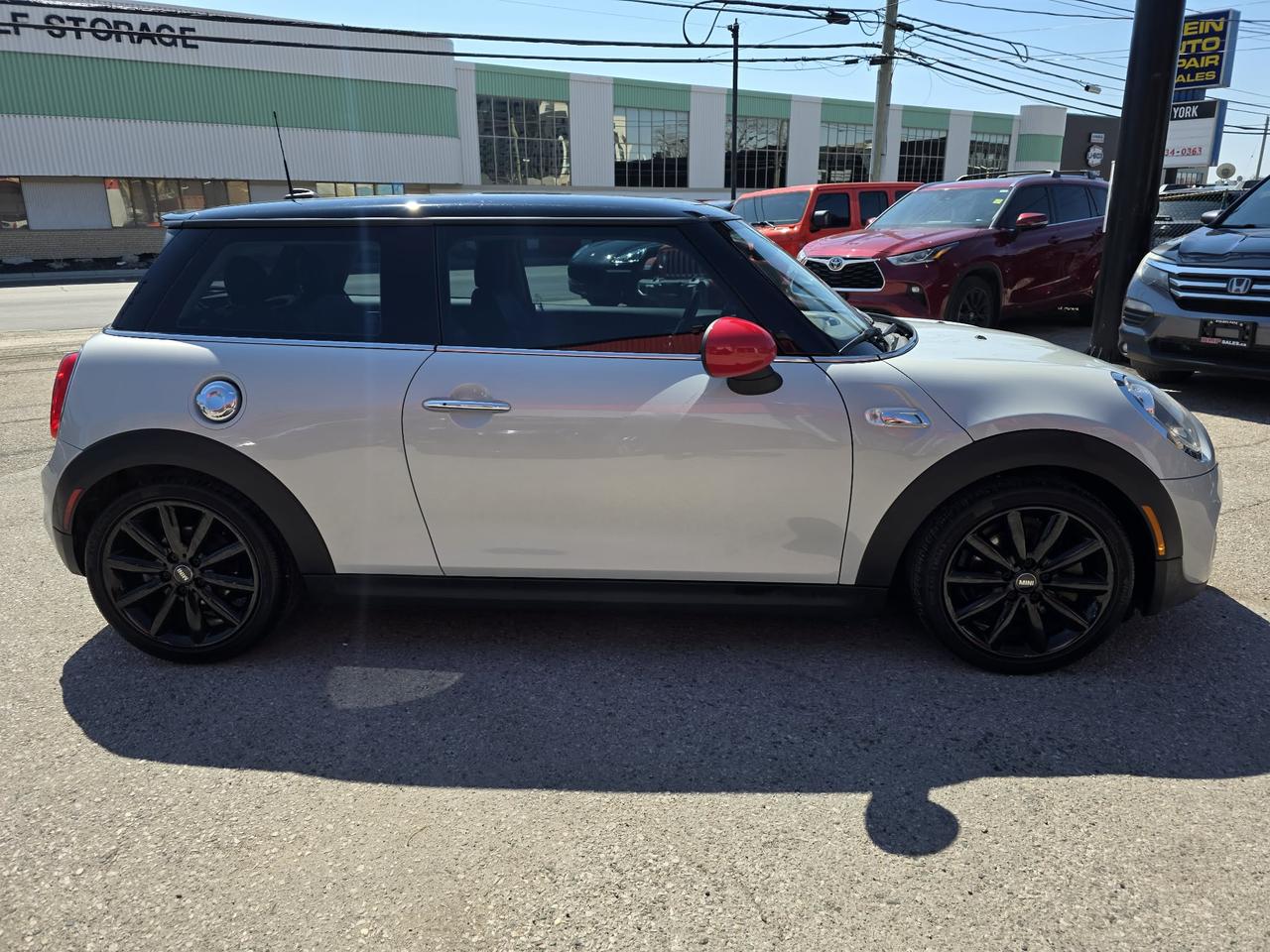 2018 MINI Cooper Cooper S Photo