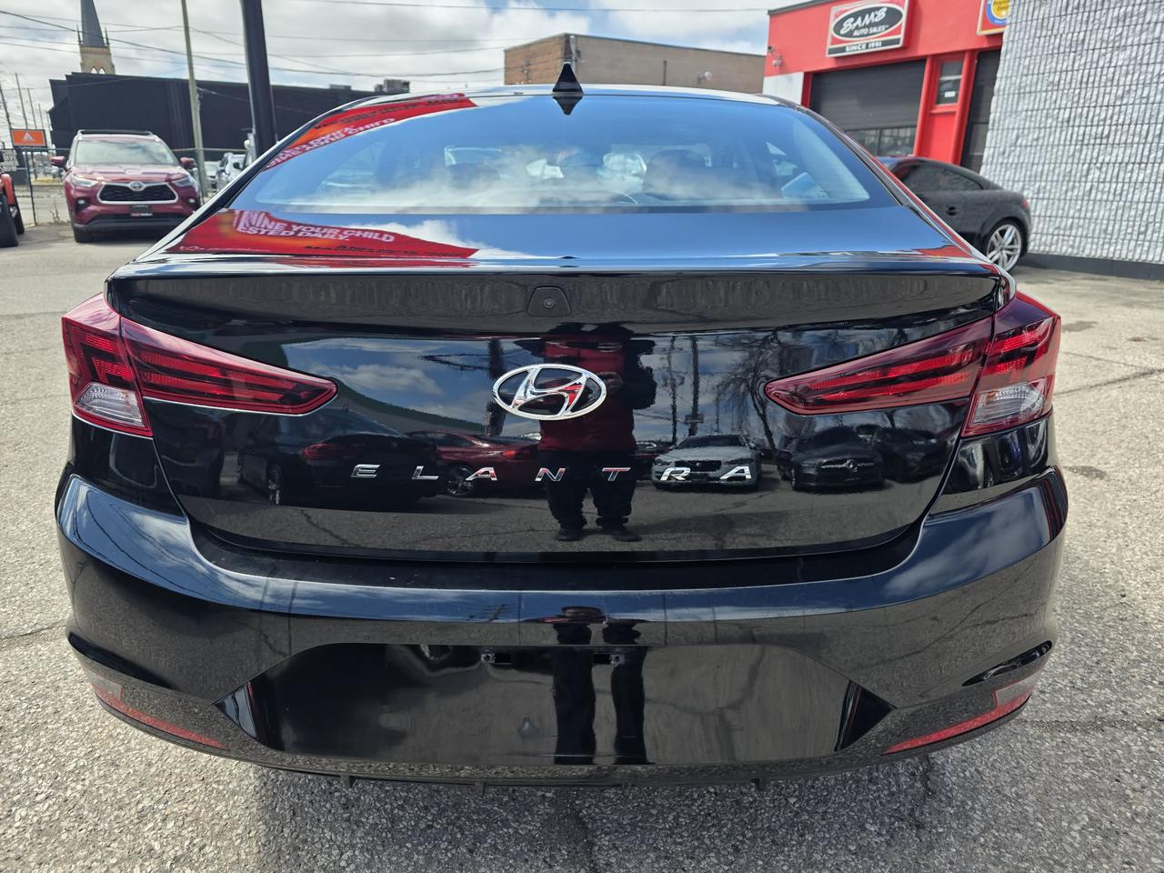 2020 Hyundai Elantra Preferred Photo