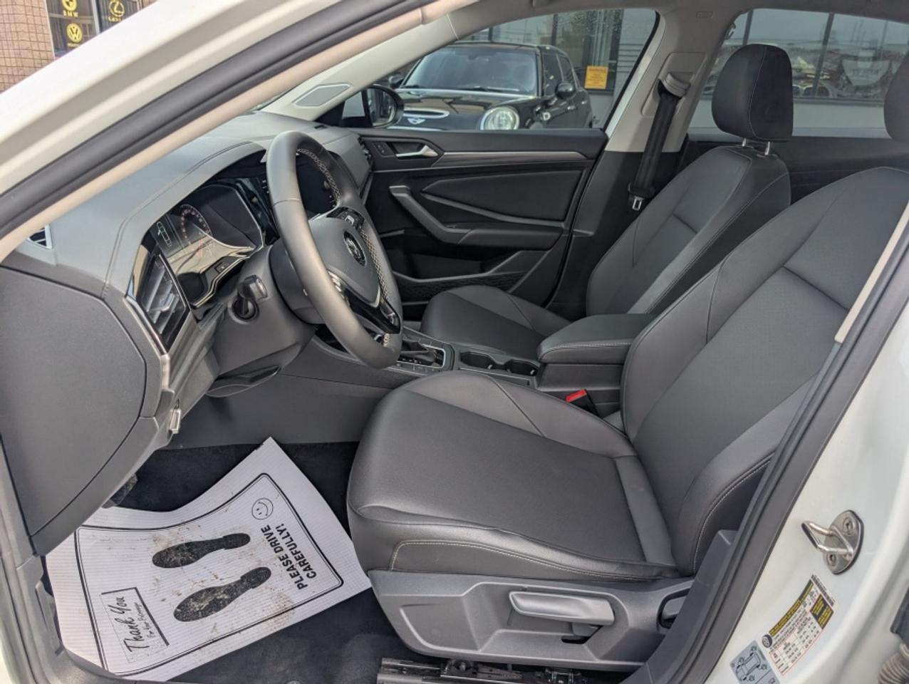 2021 Volkswagen Jetta HIGHLINE/ LEATHER/ NAVI/ SUNROOF/ REAR CAM - Photo #10