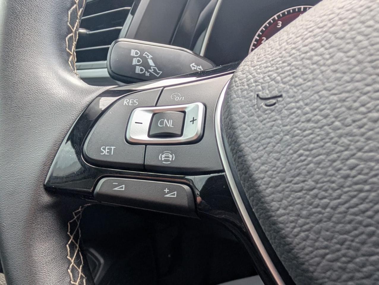 2021 Volkswagen Jetta HIGHLINE/ LEATHER/ NAVI/ SUNROOF/ REAR CAM - Photo #16