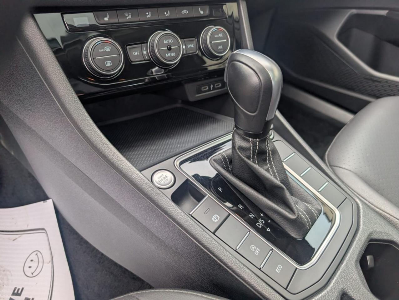 2021 Volkswagen Jetta HIGHLINE/ LEATHER/ NAVI/ SUNROOF/ REAR CAM - Photo #18