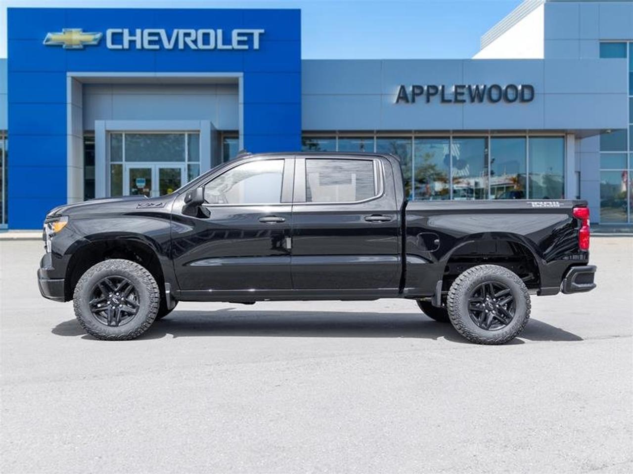 2026 Chevrolet Silverado 1500 Custom Trail Boss Photo2