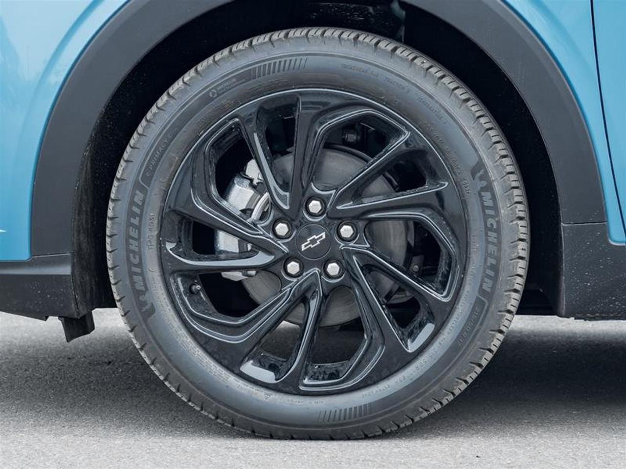 2027 Chevrolet Bolt EV RS Photo