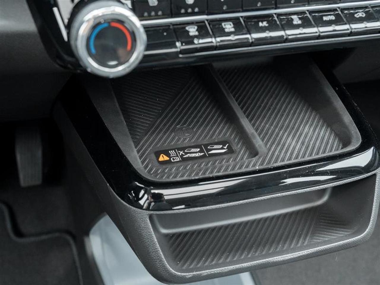 2027 Chevrolet Bolt EV RS Photo