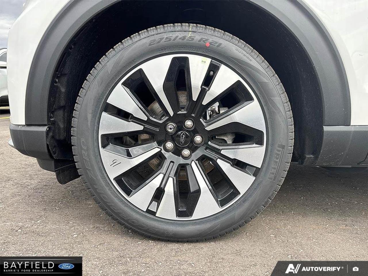 2026 Ford Explorer Platinum Photo