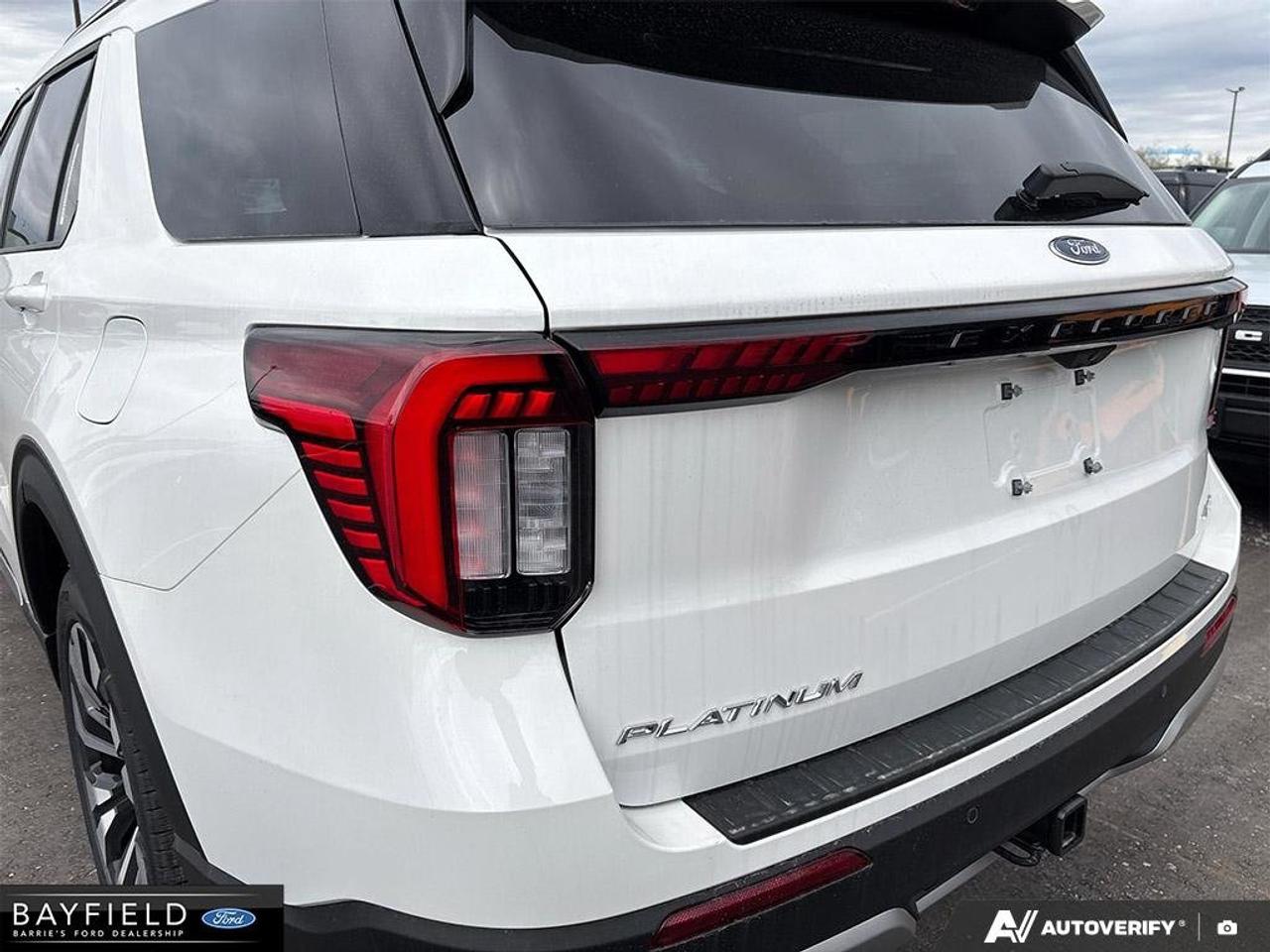 2026 Ford Explorer Platinum Photo