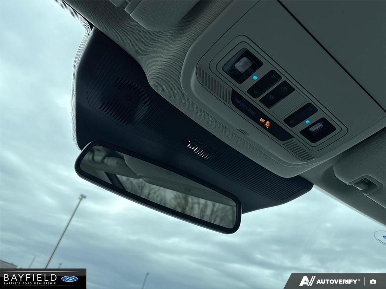 2026 Ford Explorer Platinum Photo