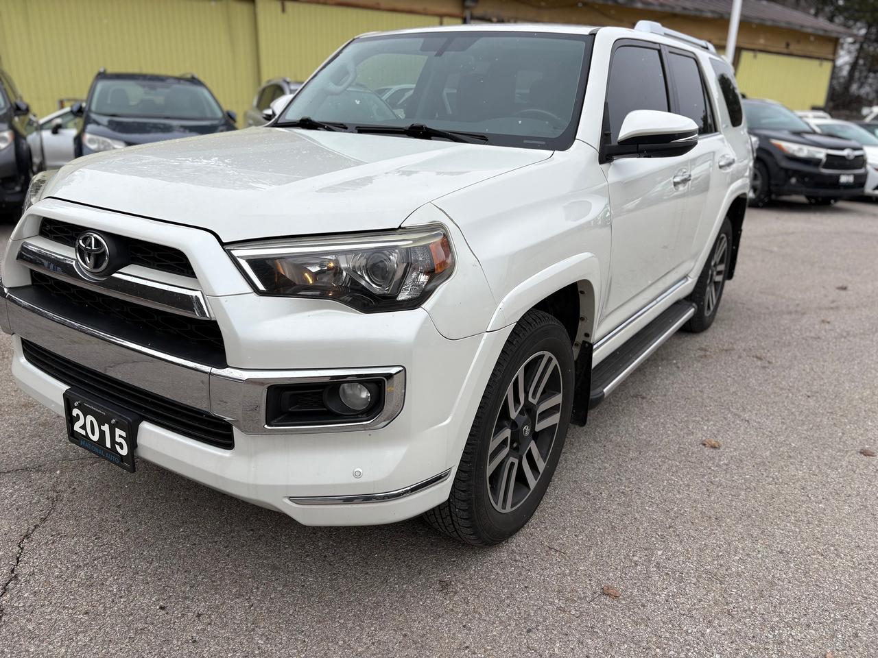 2015 Toyota 4Runner SR5,LEATHER,SUNROOF,NAV,NO ACCIDENT,CERTIFIED Photo