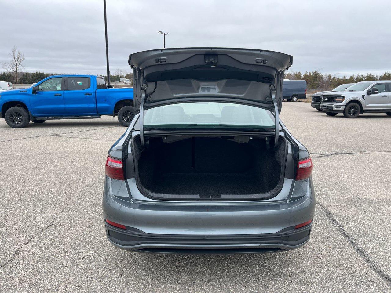 2025 Volkswagen Jetta Comfortline AUTO Photo