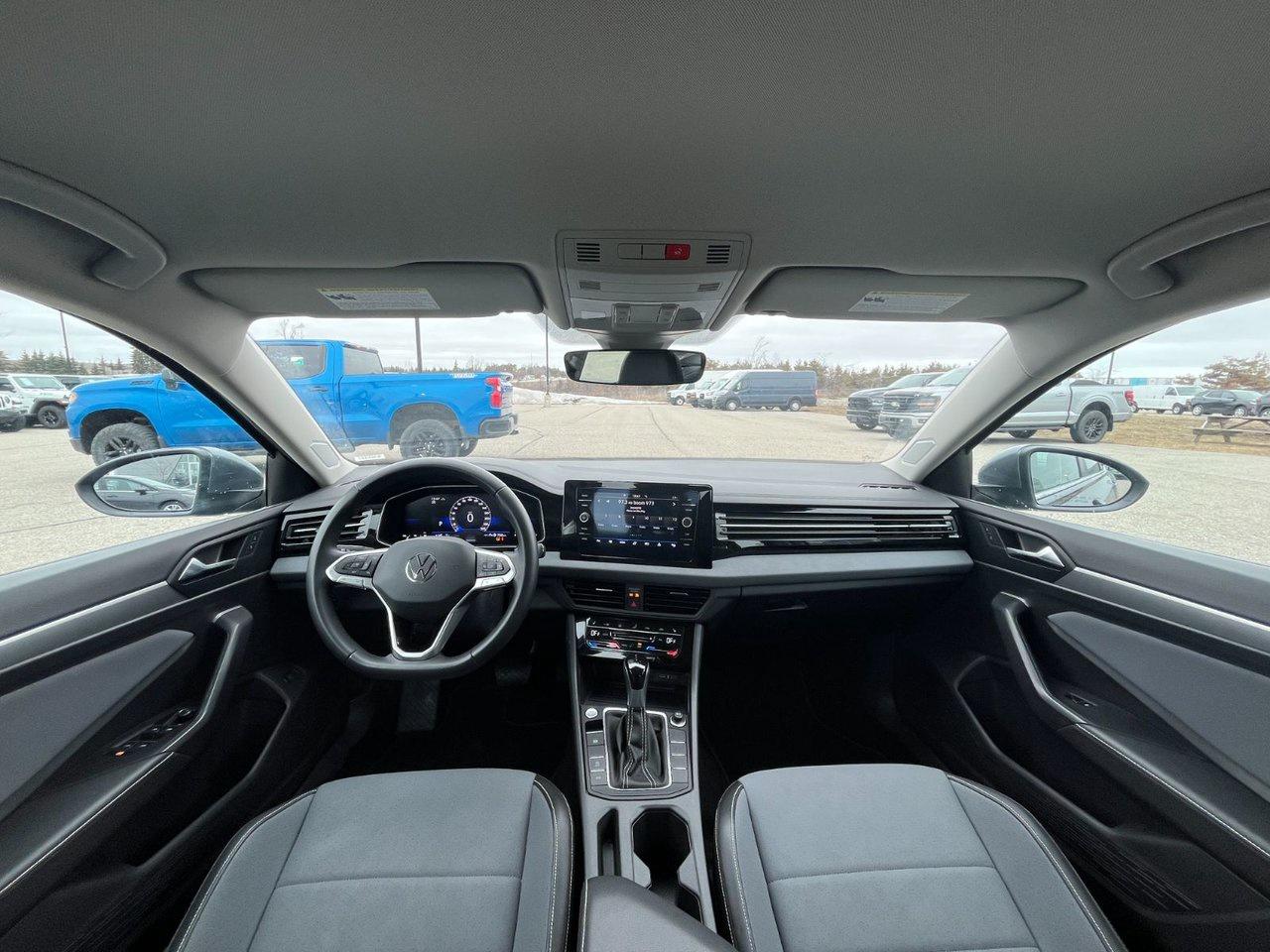 2025 Volkswagen Jetta Comfortline AUTO Photo