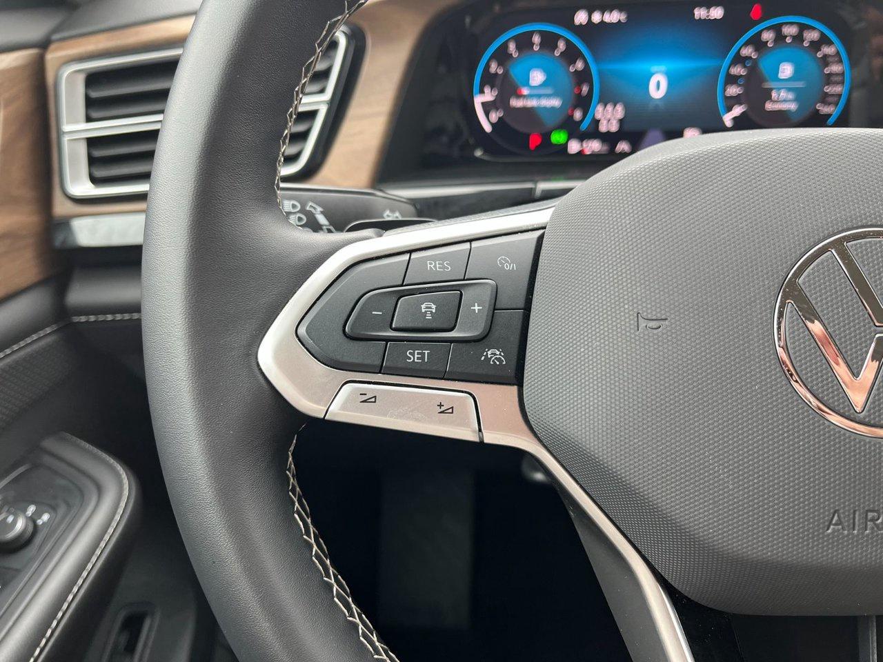 2025 Volkswagen Atlas Comfortline 2.0 TSI 4MOTION Photo