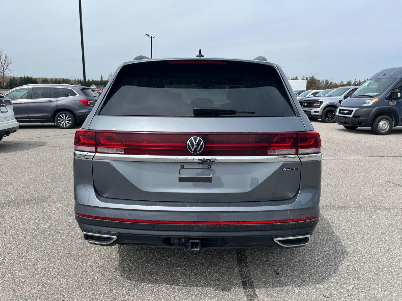 2025 Volkswagen Atlas Comfortline 2.0 TSI 4MOTION Photo