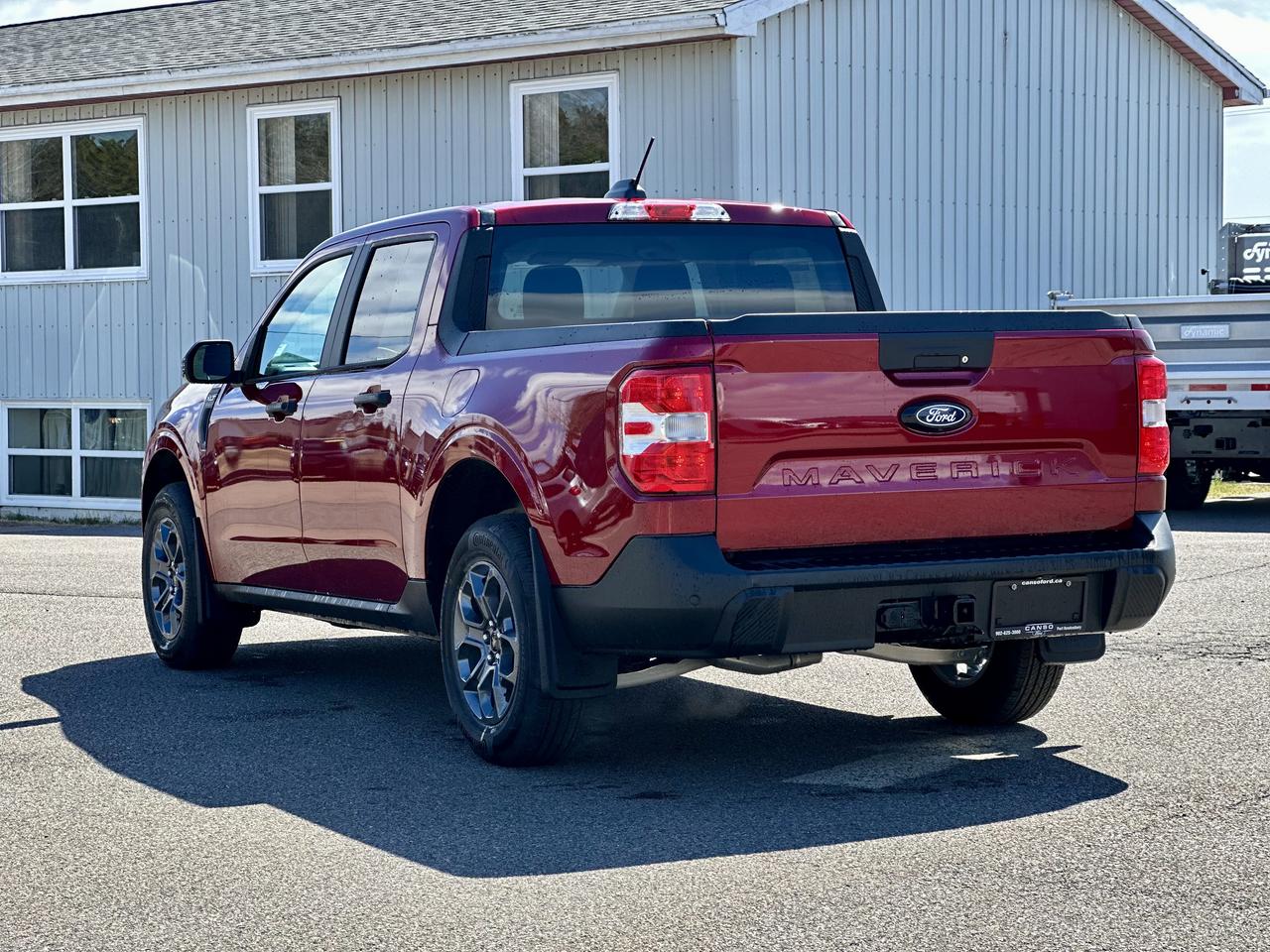 2026 Ford Maverick XLT AWD SuperCrew Photo4