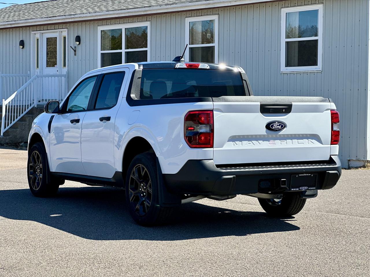 2026 Ford Maverick XLT AWD SuperCrew Photo4