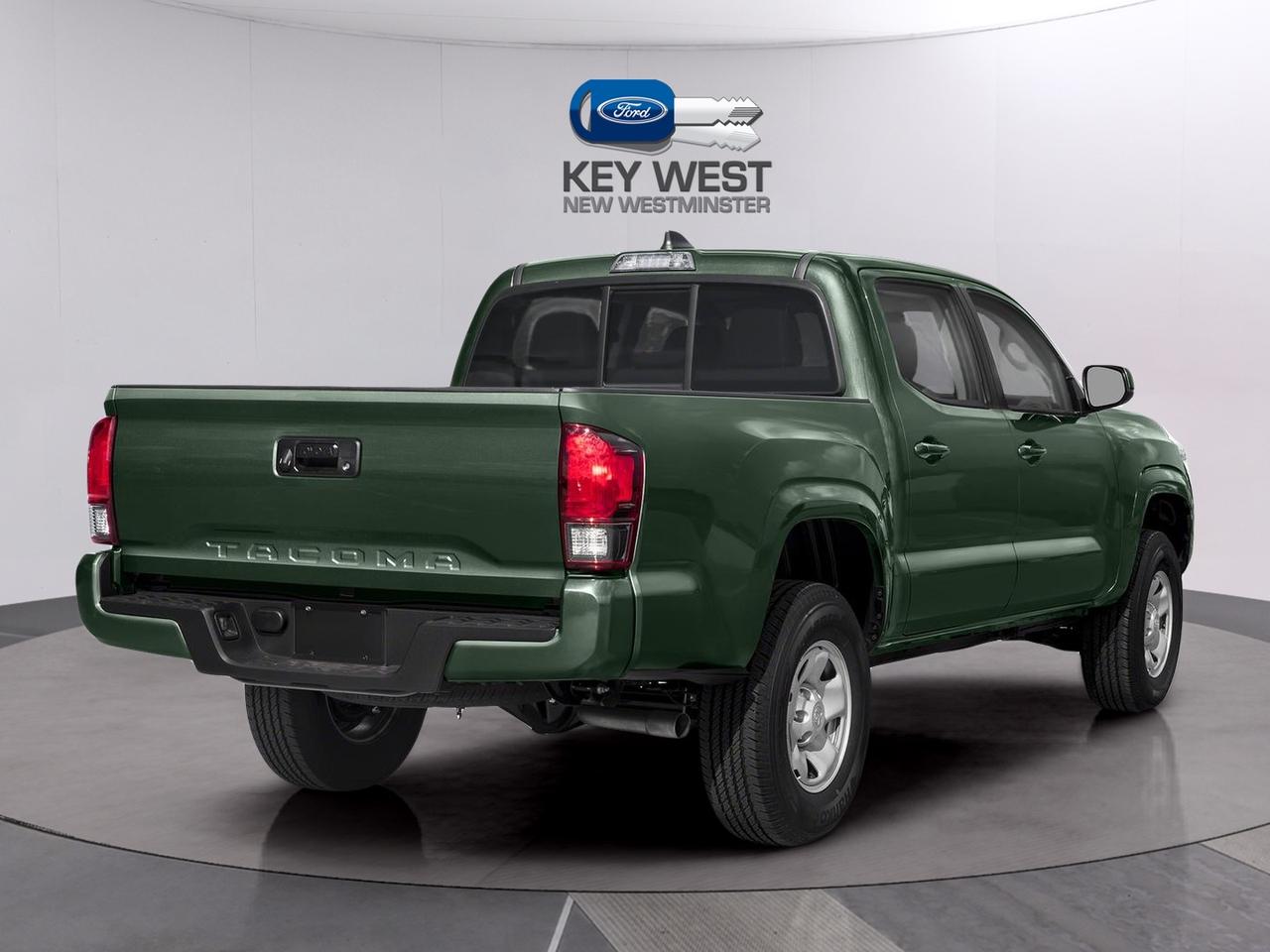 2022 Toyota Tacoma 4x4 Double Cab Auto SB Photo2