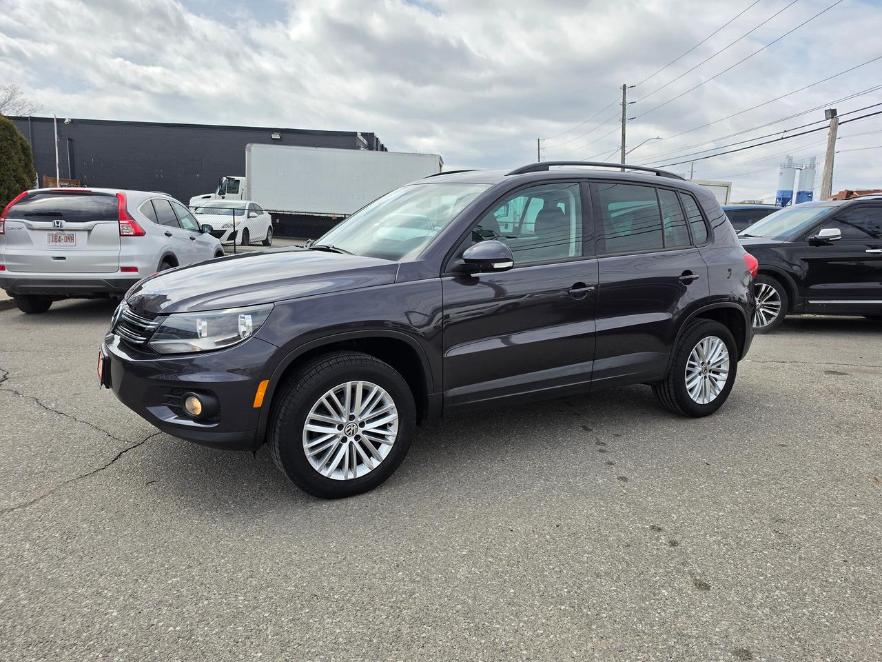2016 Volkswagen Tiguan 4MOTION 4dr Auto Special Edition Photo