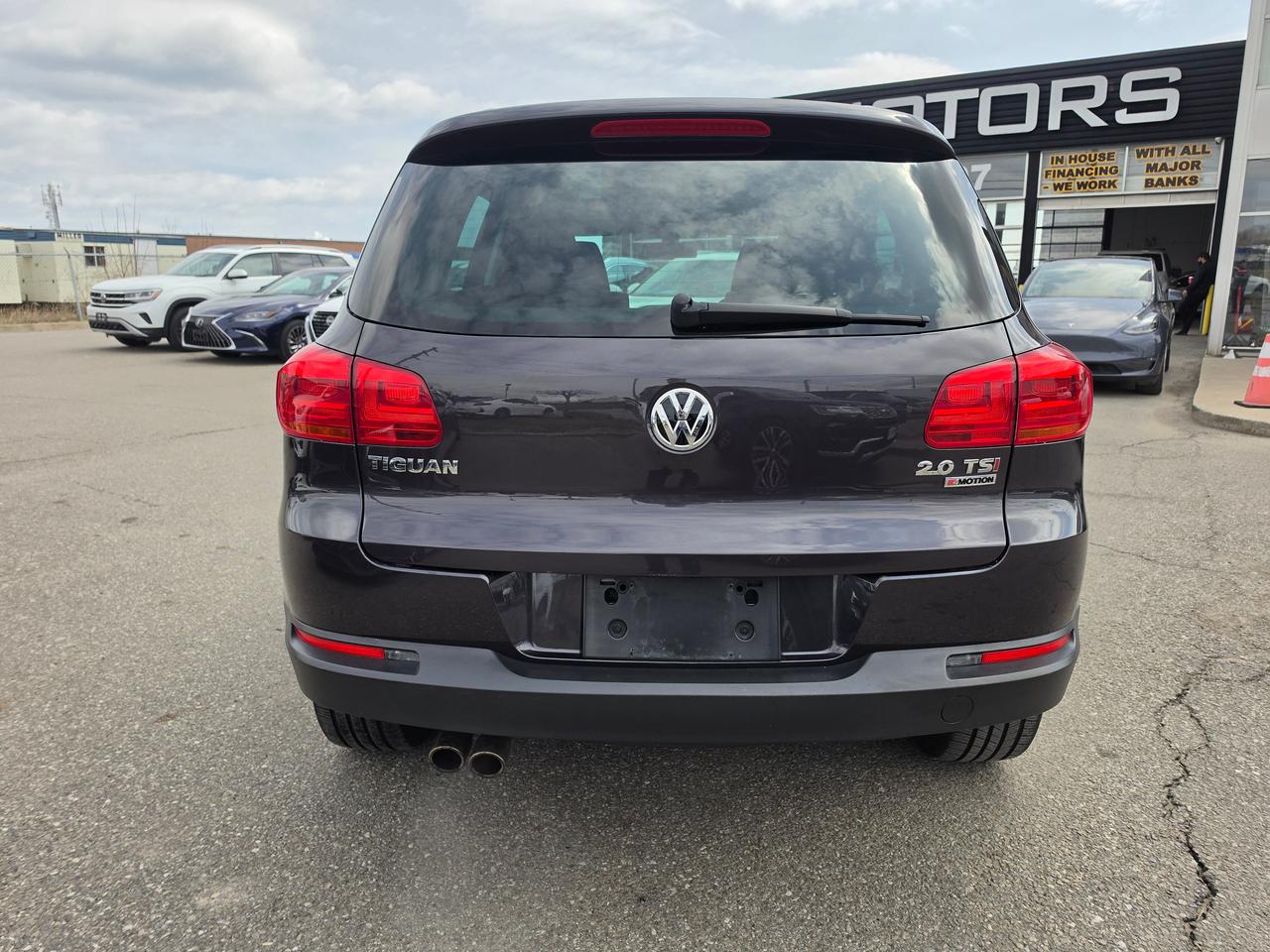 2016 Volkswagen Tiguan 4MOTION 4dr Auto Special Edition Photo