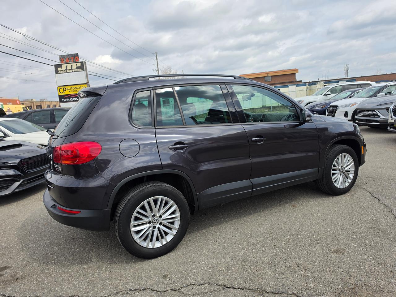 2016 Volkswagen Tiguan 4MOTION 4dr Auto Special Edition Photo