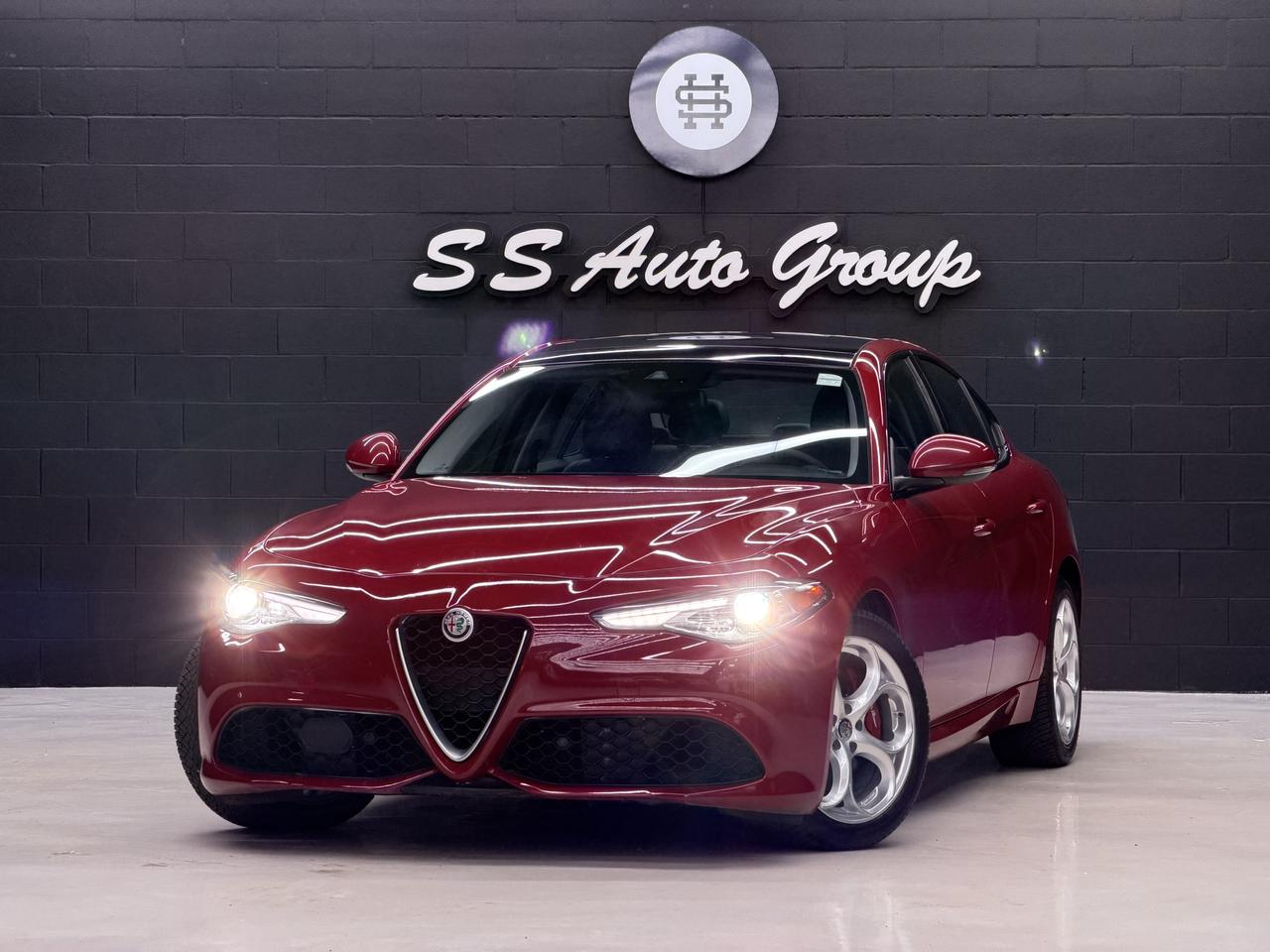 2017 Alfa Romeo Giulia TI|NAV|BACKUP|HK SOUND|PANO|ONE OWNER| Photo
