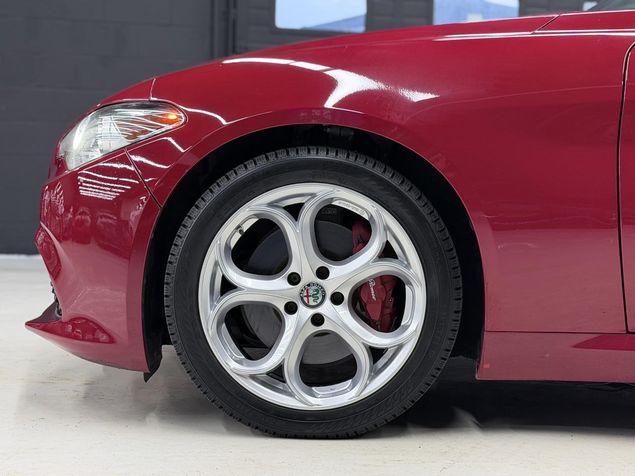 2017 Alfa Romeo Giulia TI|NAV|BACKUP|HK SOUND|PANO|ONE OWNER| Photo