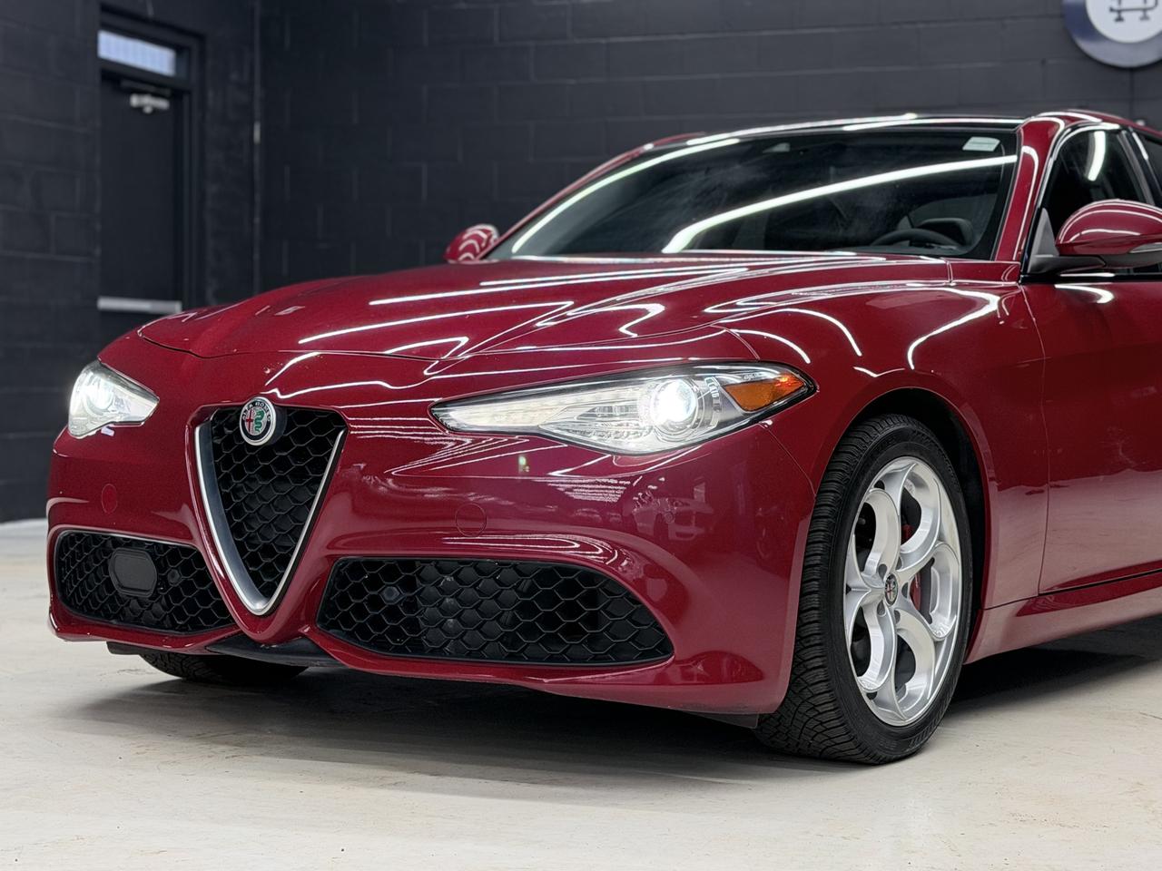 2017 Alfa Romeo Giulia TI|NAV|BACKUP|HK SOUND|PANO|ONE OWNER| Photo