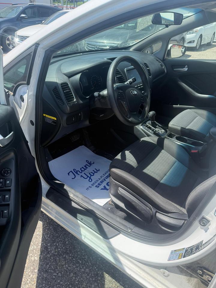 2018 Kia Forte LX Photo