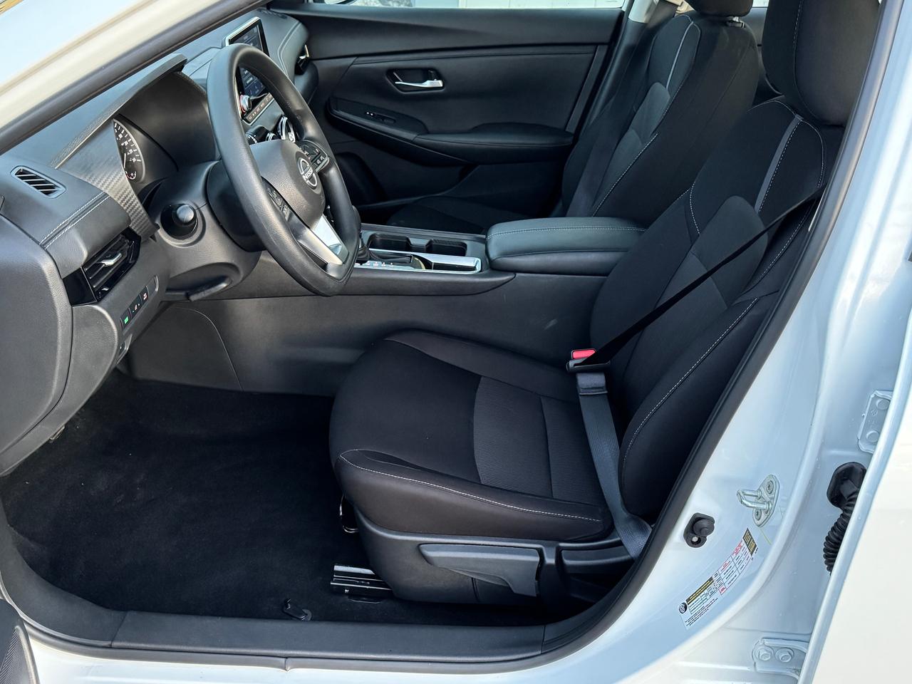 2024 Nissan Sentra SV MOONROOF+ONE OWNER+CLEAN CARFAX Photo