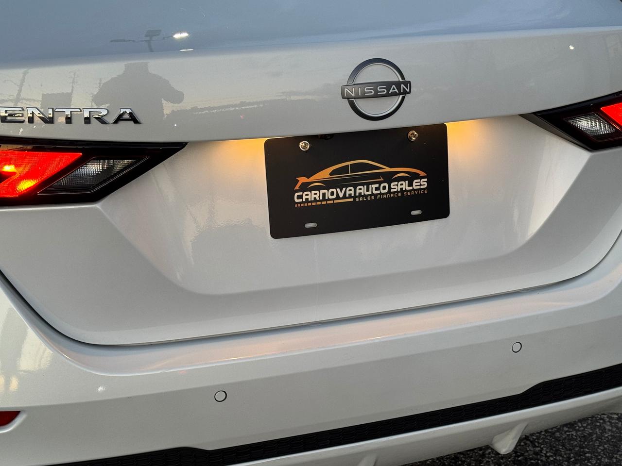 2024 Nissan Sentra SV MOONROOF+ONE OWNER+CLEAN CARFAX Photo