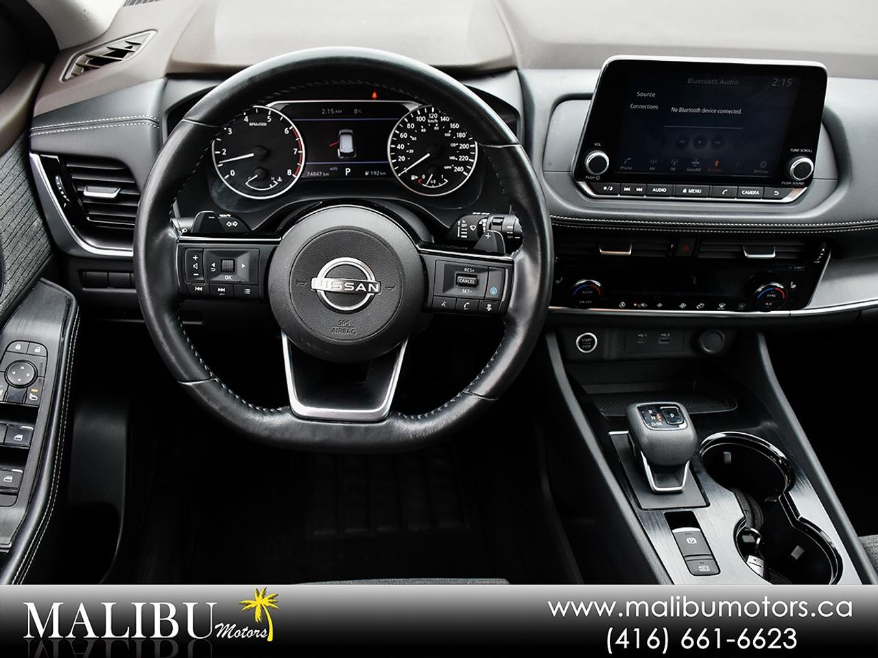 2022 Nissan Rogue SV Photo