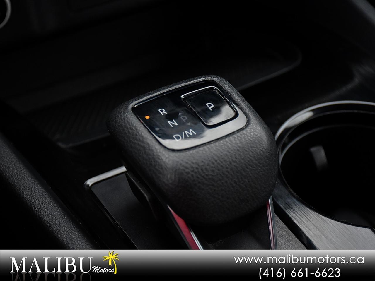 2022 Nissan Rogue SV Photo