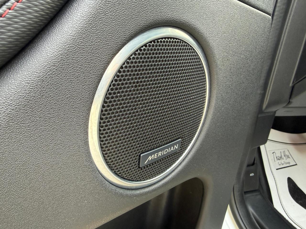 2020 Land Rover Discovery Sport R-Dynamic SE 4WD Photo