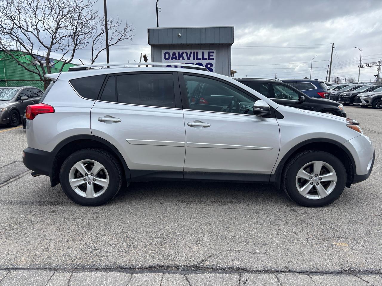 2014 Toyota RAV4 FWD 4dr XLE Photo