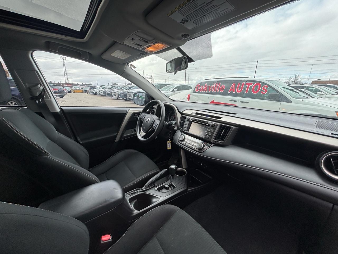 2014 Toyota RAV4 FWD 4dr XLE Photo