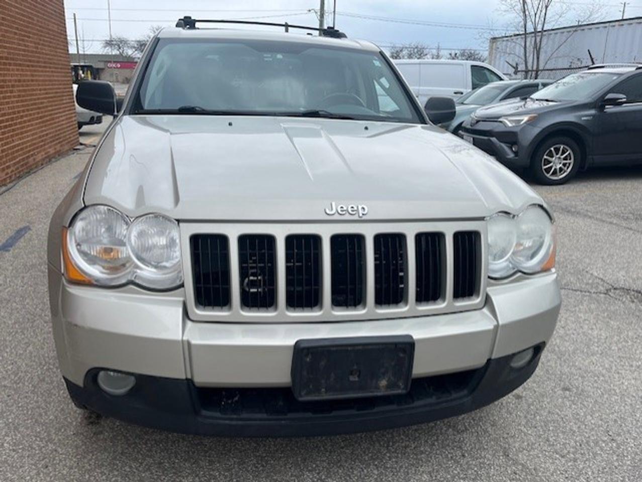 2010 Jeep Grand Cherokee 4WD 4dr North Photo