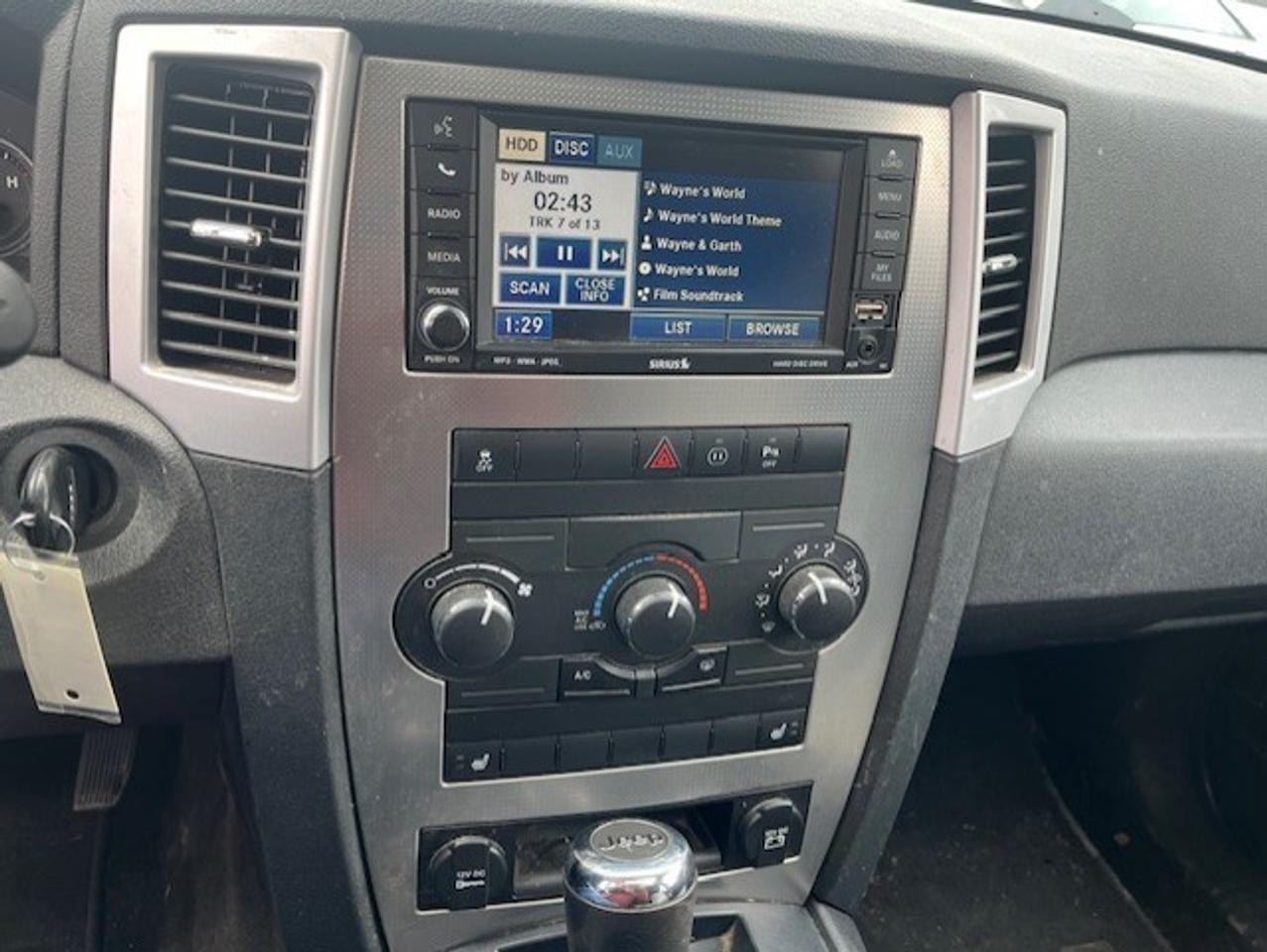 2010 Jeep Grand Cherokee 4WD 4dr North Photo
