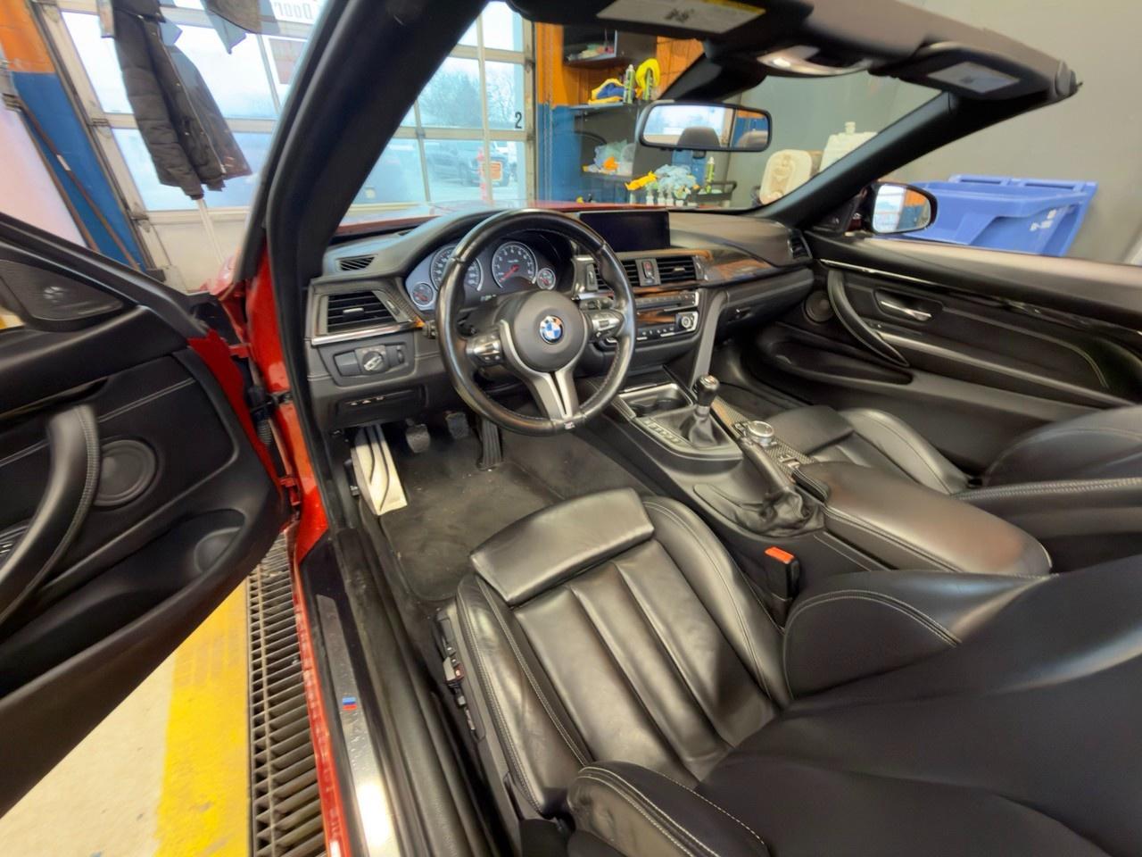 2015 BMW M4 MANUAL|TECH & PREM PK|EXEC PK|CARBON PK|ADAPTIVE M Photo