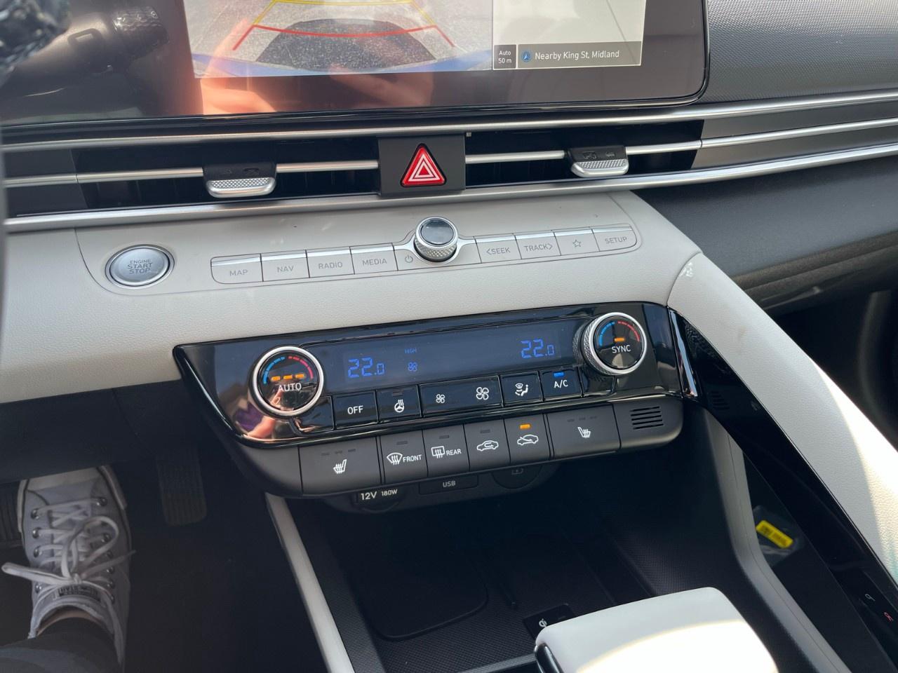 2026 Hyundai Elantra Hybrid Luxury Sedan w/Two-Tone Interior Photo