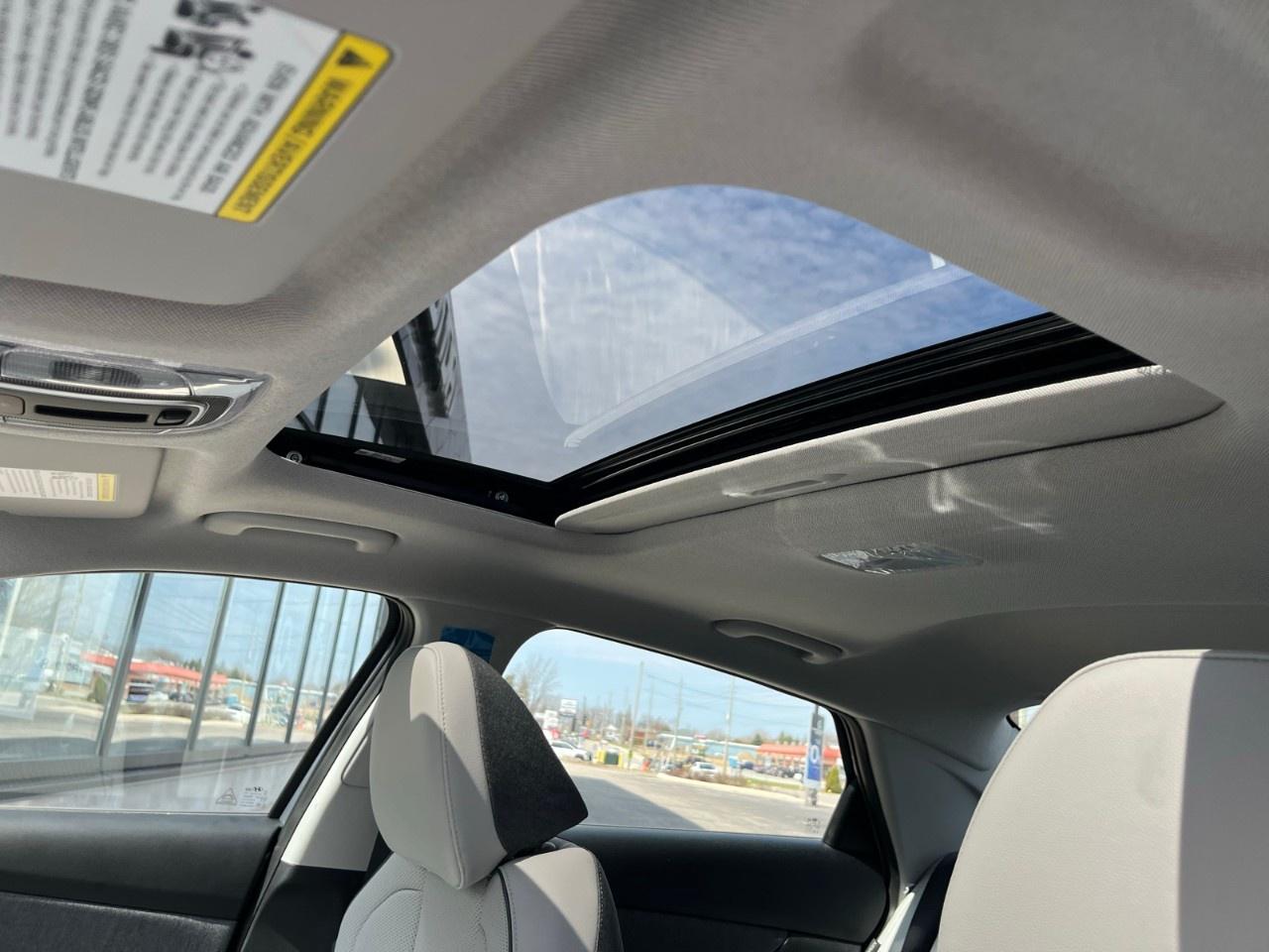 2026 Hyundai Elantra Hybrid Luxury Sedan w/Two-Tone Interior Photo