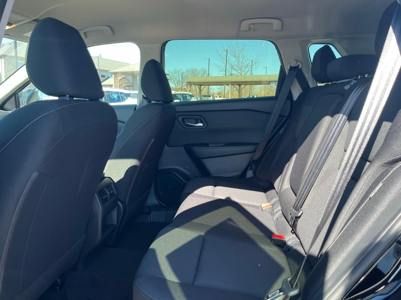 2026 Nissan Rogue AWD S Photo